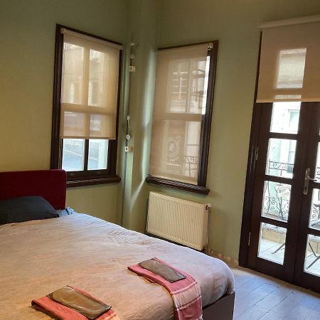 The Hub Hostel Истанбул Екстериор снимка