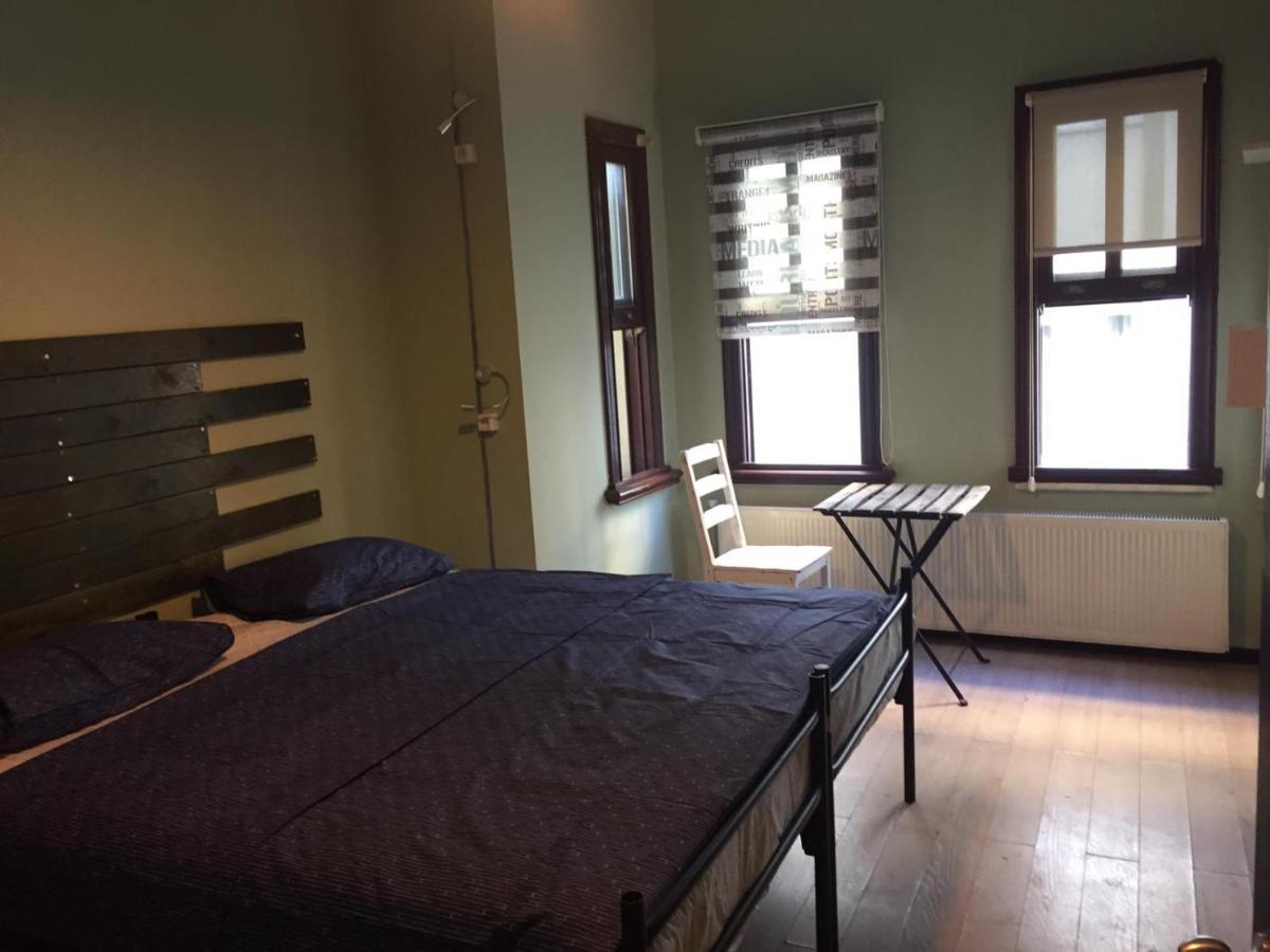 The Hub Hostel Истанбул Екстериор снимка