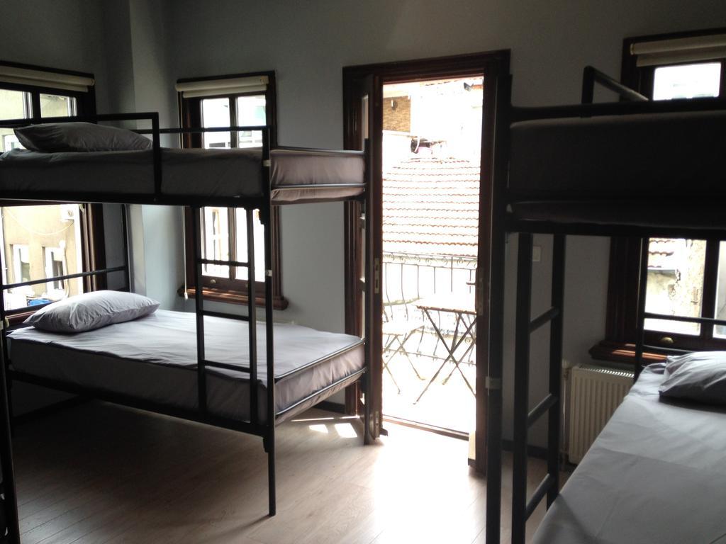 The Hub Hostel Истанбул Стая снимка