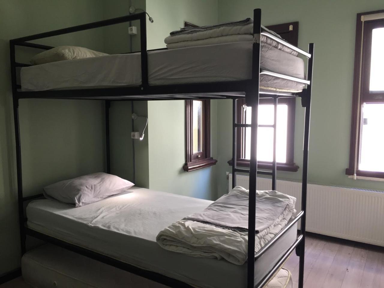 The Hub Hostel Истанбул Екстериор снимка