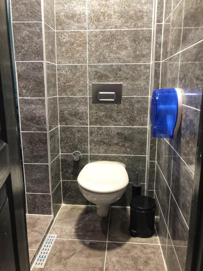 The Hub Hostel Истанбул Екстериор снимка
